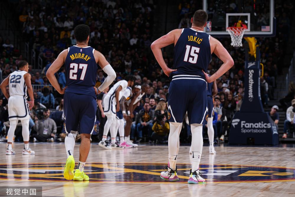 员之间的熟 员之间的熟