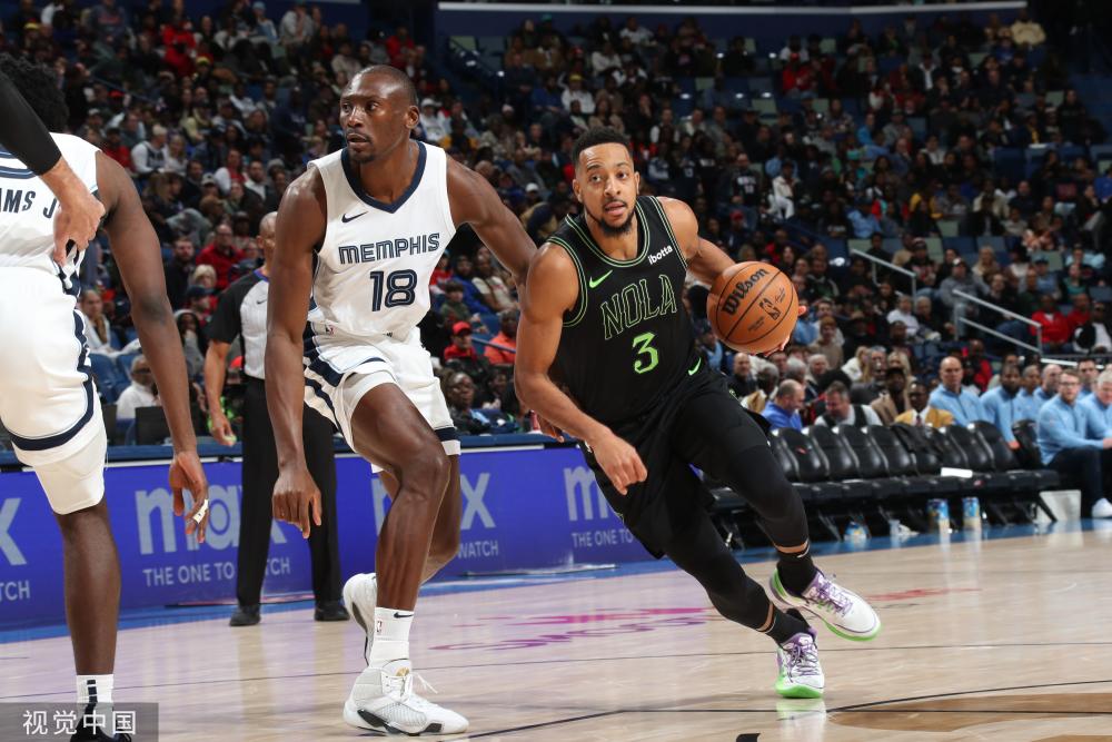 他不仅拥有 他不仅拥有