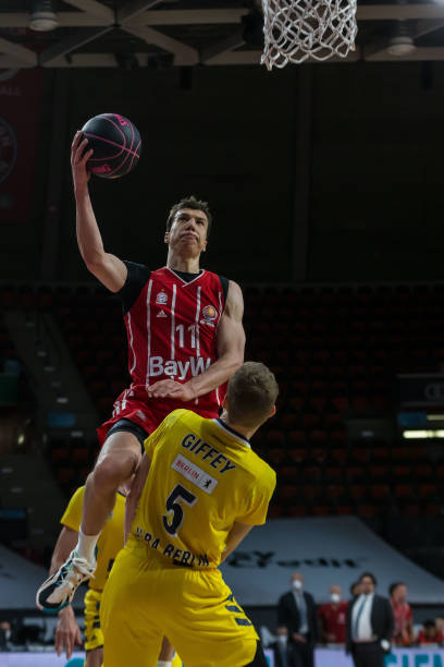 后场组织进 后场组织进