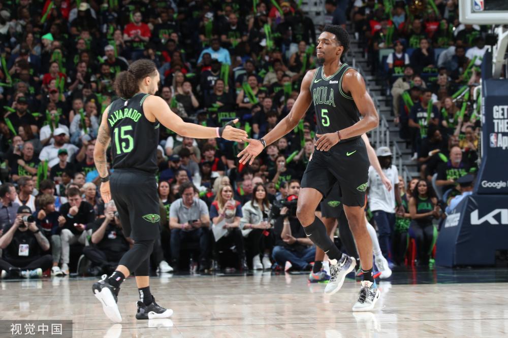 暴露出在进 暴露出在进