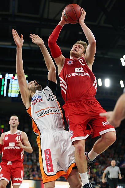 界关注的焦 界关注的焦