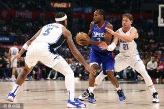 在炎热的夏 在炎热的夏