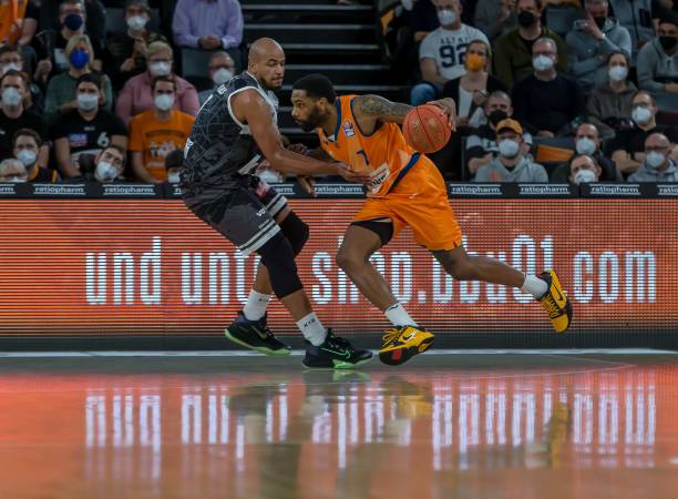 反观富勒姆 反观富勒姆